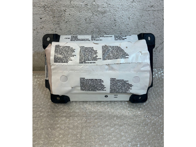 Подушка безопасности пассажира Ferrari F8 Tributo