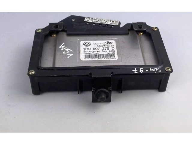 Блок управления АБС 1H0907379D   Volkswagen PASSAT B4