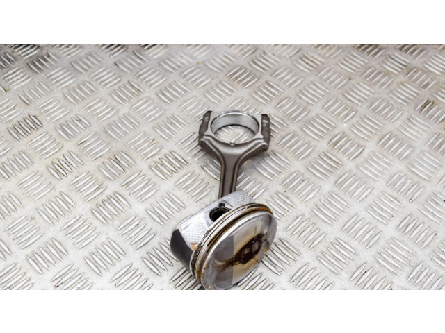 Píst 68223465AD, 68223464AD Chrysler Pacifica pro benzínový motor 3.6 ERB