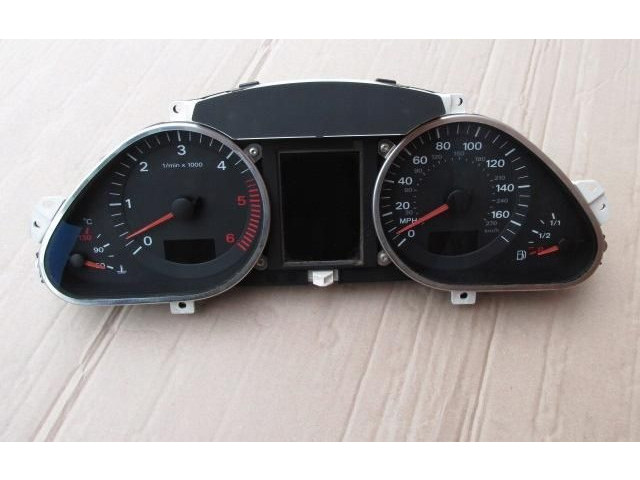 Панель приборов    Audi A6 S6 C6 4F       