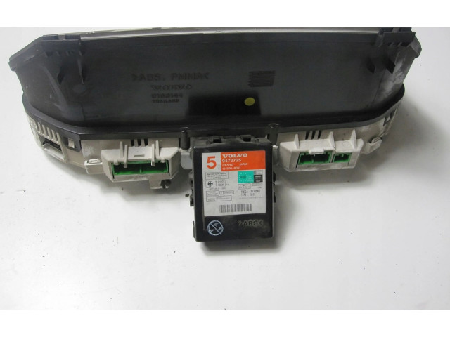 Панель приборов 9168386   Volvo S70  V70  V70 XC       