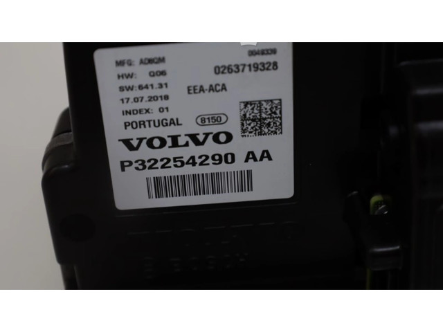 Přístrojová deska Volvo V60 2019