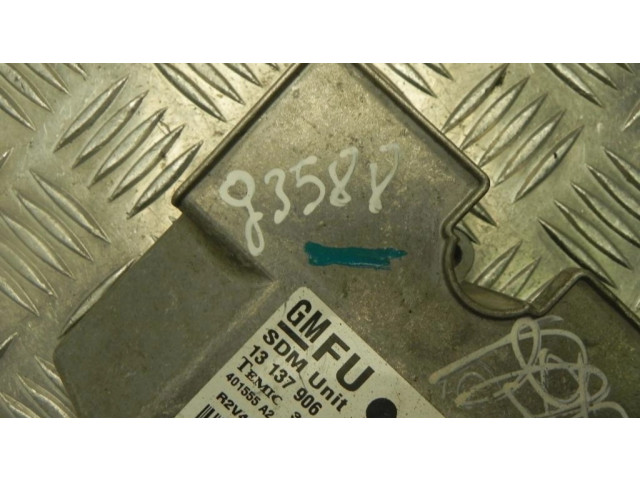 Блок подушек безопасности 13137906, G3588 Vauxhall Astra H