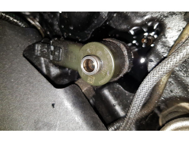 Vstřikovač 8200084534   Renault Espace IV     