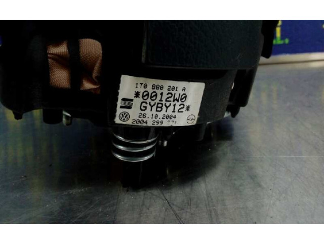 Подушка безопасности водителя 1T0880201A Volkswagen Touran I