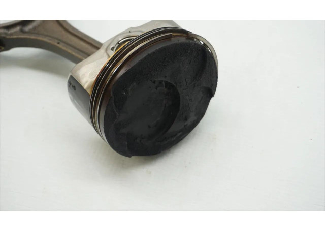 Поршень с шатуном 1UR-FSE Lexus LS 460 - 600H