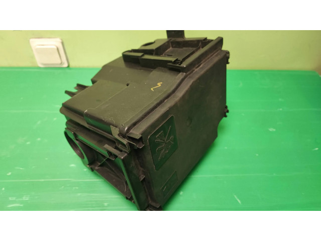 Pojistková skříňka 243503708R, 93452999 Opel Vivaro 2018