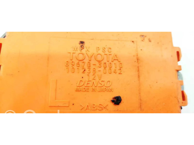 Блок комфорта 8967030010 Lexus GS 300 350 430 450H