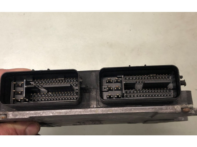 Блок управления двигателя A1351506179, 8631A188 Mitsubishi Colt