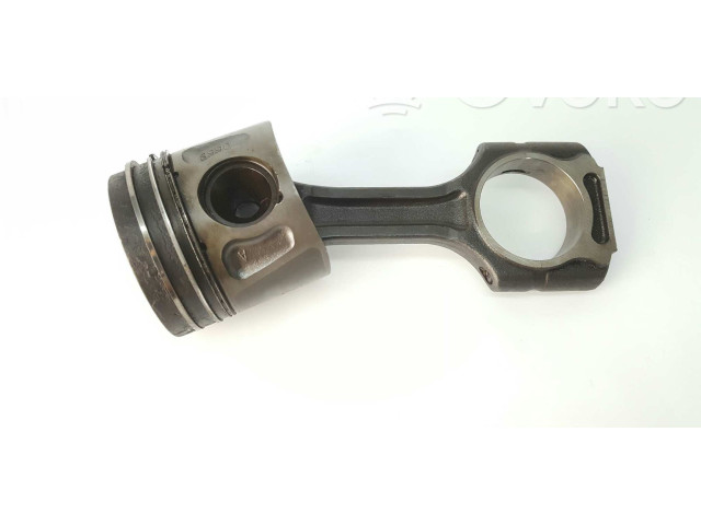 Поршень 671950 6710300120, 8990 SsangYong Korando