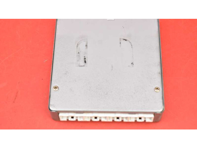 Řídící jednotka L32718881E, L32718881E Mazda 626 2002