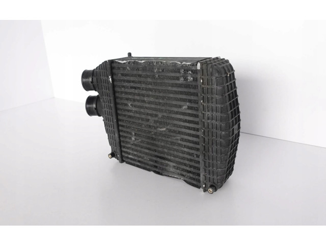 Интеркулер 670009834 Maserati Ghibli