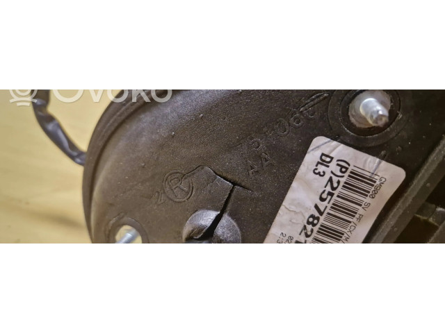 Зеркало электрическое     правое   Chevrolet Suburban     