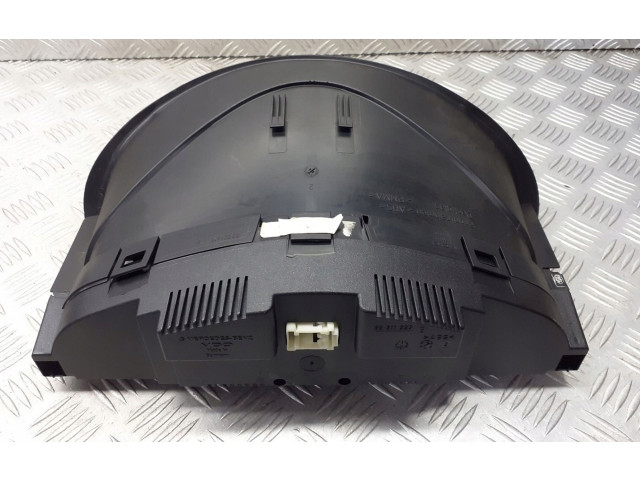 Přístrojová deska Mercedes-Benz C W203 A2035403047