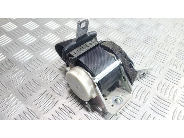 Задний ремень безопасности