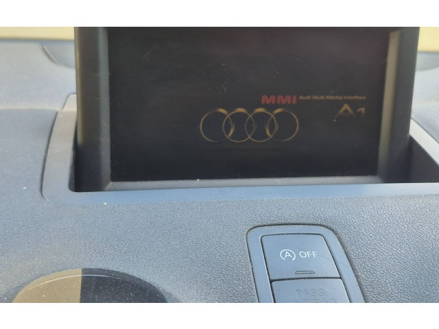 Дисплей 8X0857273B, 26042012 Audi A1