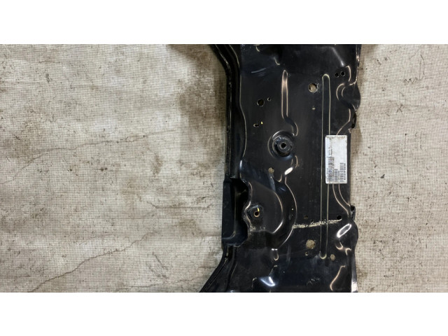 Передняя траверса