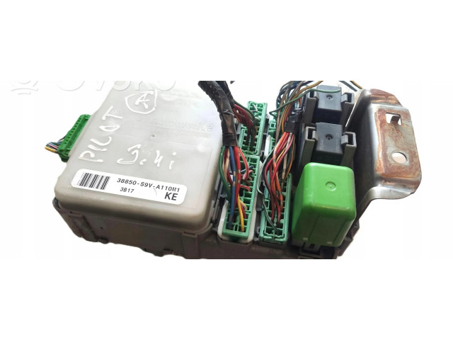 Блок предохранителей  38850-S9V-A11M1   Honda Pilot I    