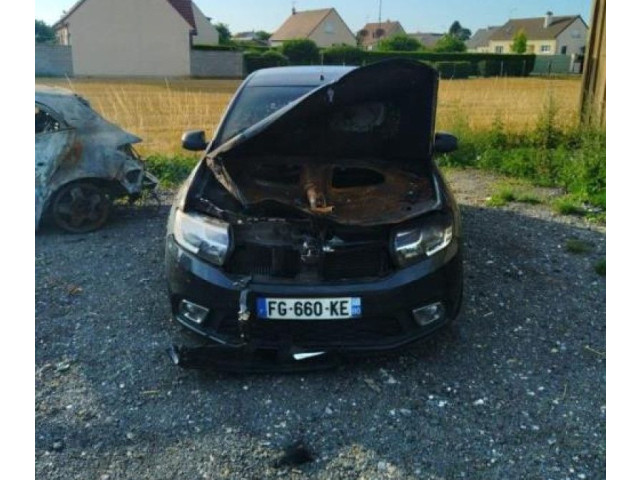 Руль Dacia Sandero 2008 - 2012 года