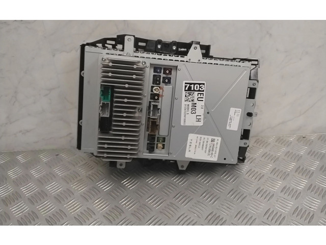 Дисплей 104500603C Tesla Model S