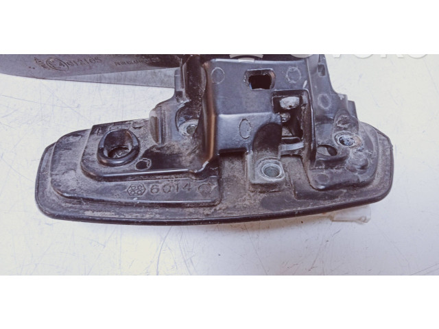 Зеркало электрическое правое Mitsubishi Space Wagon 1999-2004 года