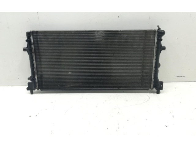 Радиатор охлаждающей жидкости 6R0121253A Skoda Rapid (NH)