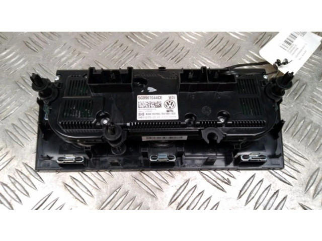 Блок управления климат-контролем 5G0907044CEWZU   Volkswagen Golf VII