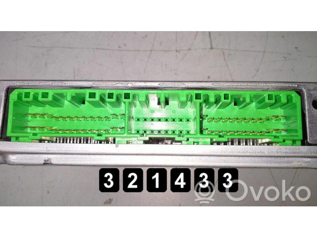 Блок управления двигателя B32B18881A Mazda 323