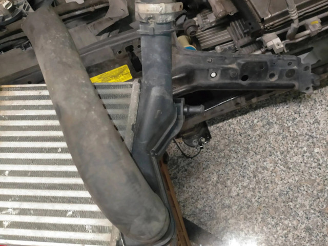 Интеркулер  46836770   Fiat Punto (188) 