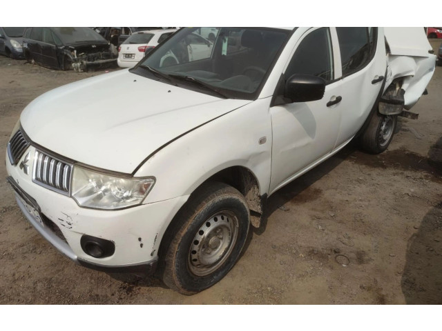 Руль Mitsubishi L200 2006 - 2014 года 4401A158, 4401A158
