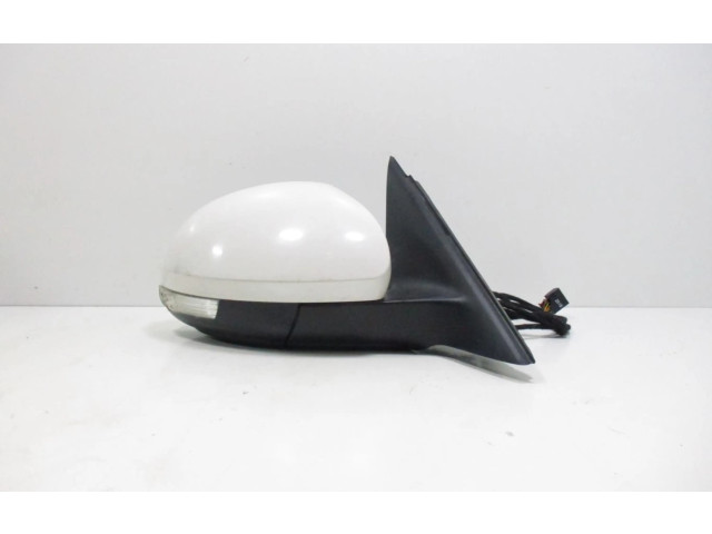 Зеркало электрическое Skoda Yeti (5L) 2009 - 2017 года