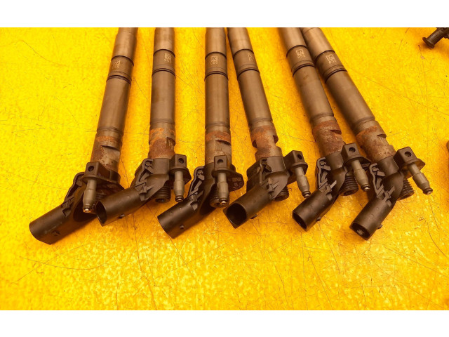 Форсунка 05913027CR, 059130089CS Audi A7 S7 4G Crt