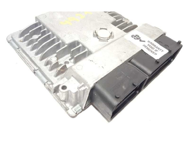 Блок управления двигателя 03F906070HH, 5WP44824   Skoda Fabia Mk2 (5J)