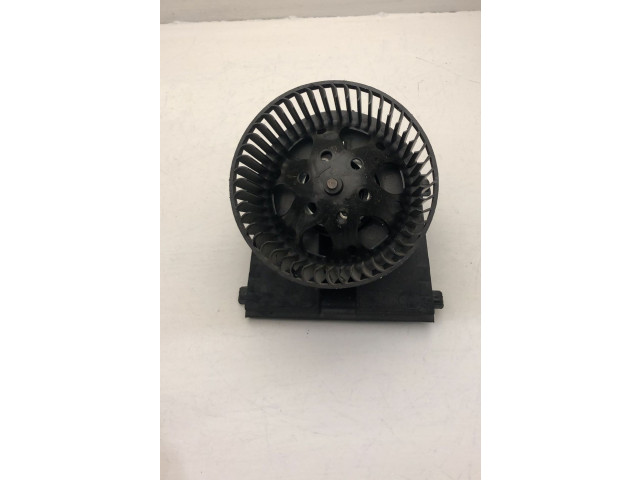 Вентилятор печки Skoda Octavia Mk1 (1U)