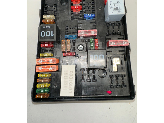 Блок предохранителей 1K0937124K   Audi A3 S3 8P    
