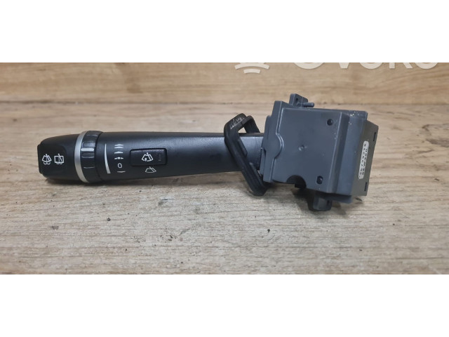 Ручка стеклоочистителей 30739218   Volvo V70