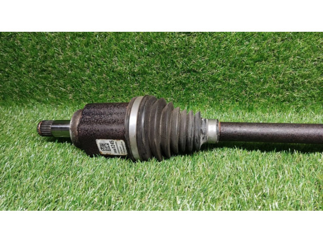 Передняя полуось