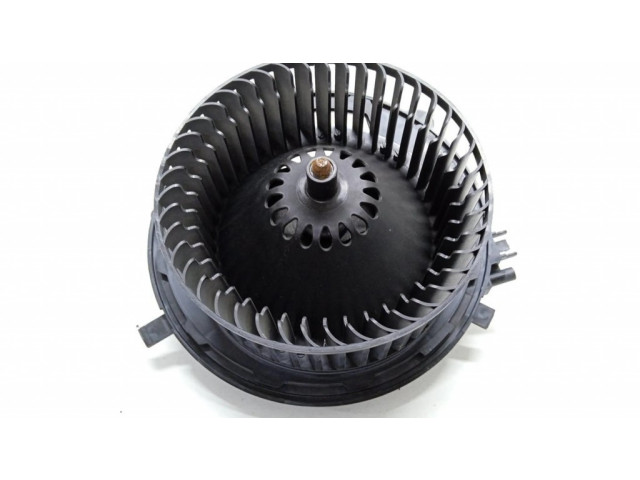 Вентилятор печки 5Q1819021B, T1016776J Audi A3 S3 8V