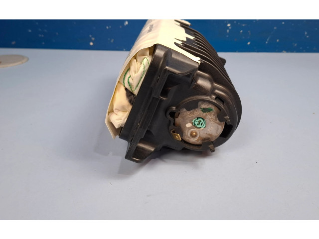 Подушка безопасности пассажира 8R0880204D Audi Q5 SQ5