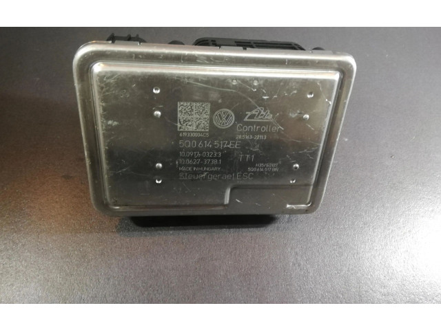 Блок управления АБС 5Q0614517EE Volkswagen Golf VII