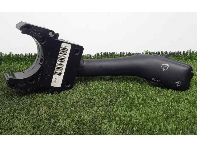 Ручка стеклоочистителей    Volkswagen Passat Alltrack