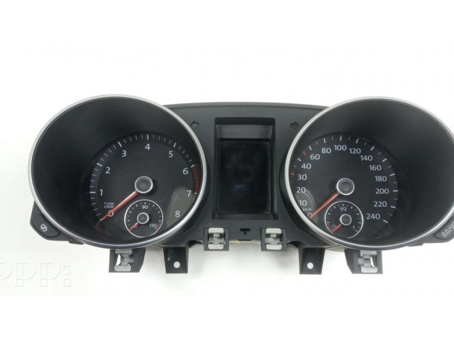 Панель приборов 5K0920870D, M1423 Volkswagen Golf VI