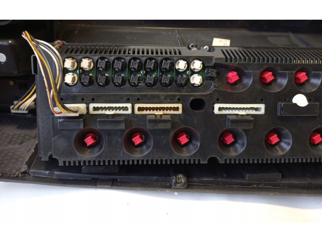 Панель приборов 1822421   Opel Meriva B       