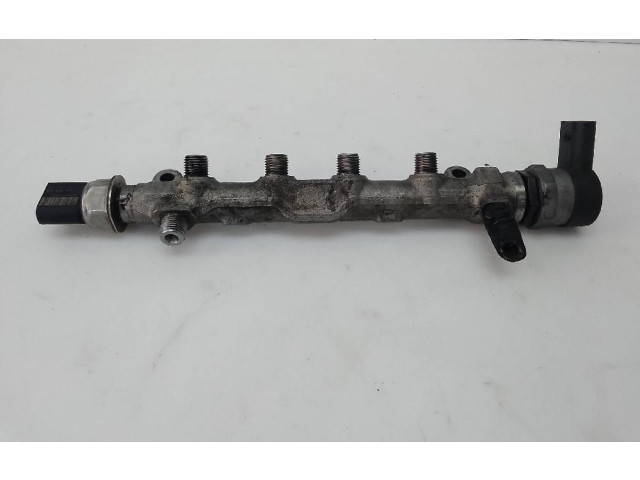 Топливная рампа 04L125 Audi A3 S3 A3 Sportback 8P