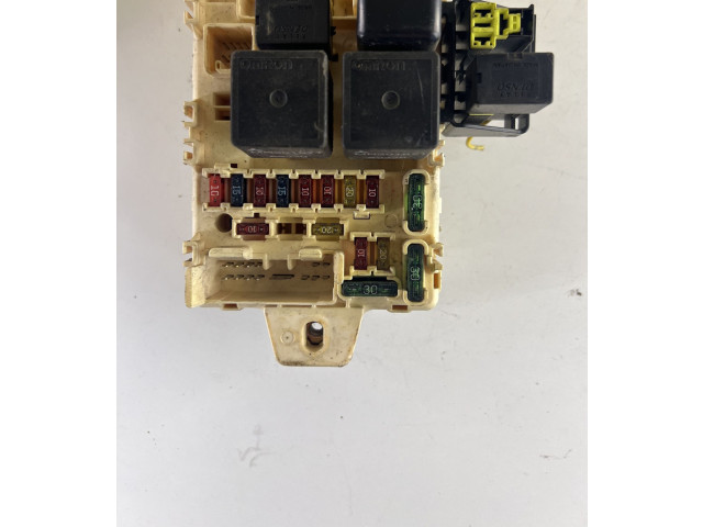 Блок предохранителей 4966 Mitsubishi Pajero