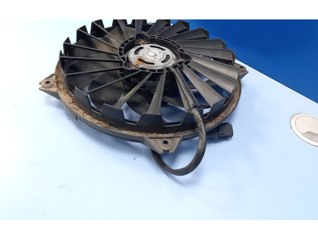 Вентилятор радиатора 8260215 Peugeot Expert 0.0