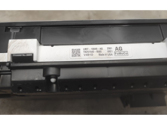 Přístrojová deska Ford Explorer VI 2020 LB5T10849AG, LB5T10890AA