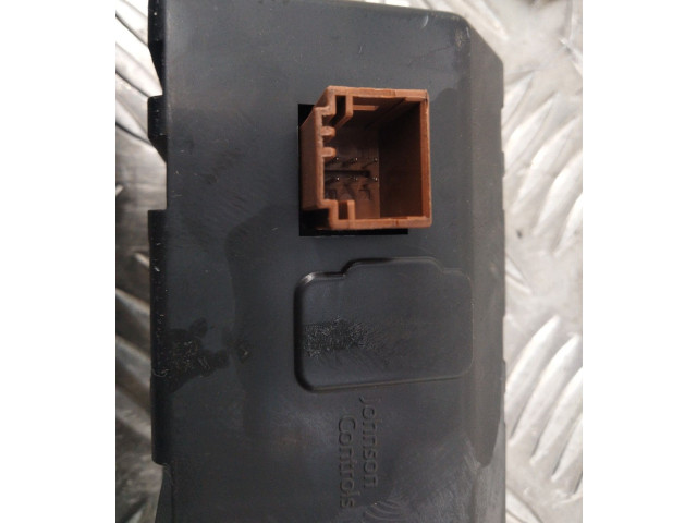 Экран/ дисплей / маленький экран 9836586480   Peugeot Expert       