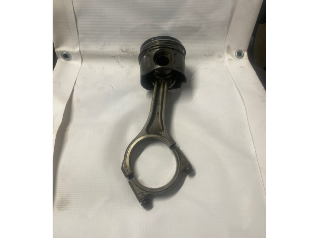 Поршень с шатуном H268X Land Rover Range Rover Sport L494