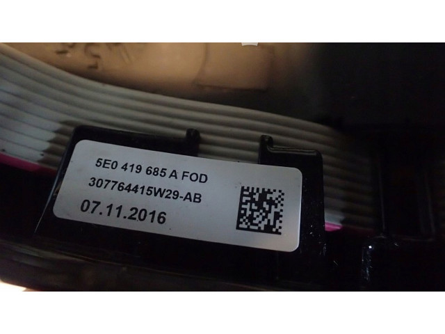 Руль Skoda Octavia Mk3 (5E)  2013 - 2019 года 5E0419685A      